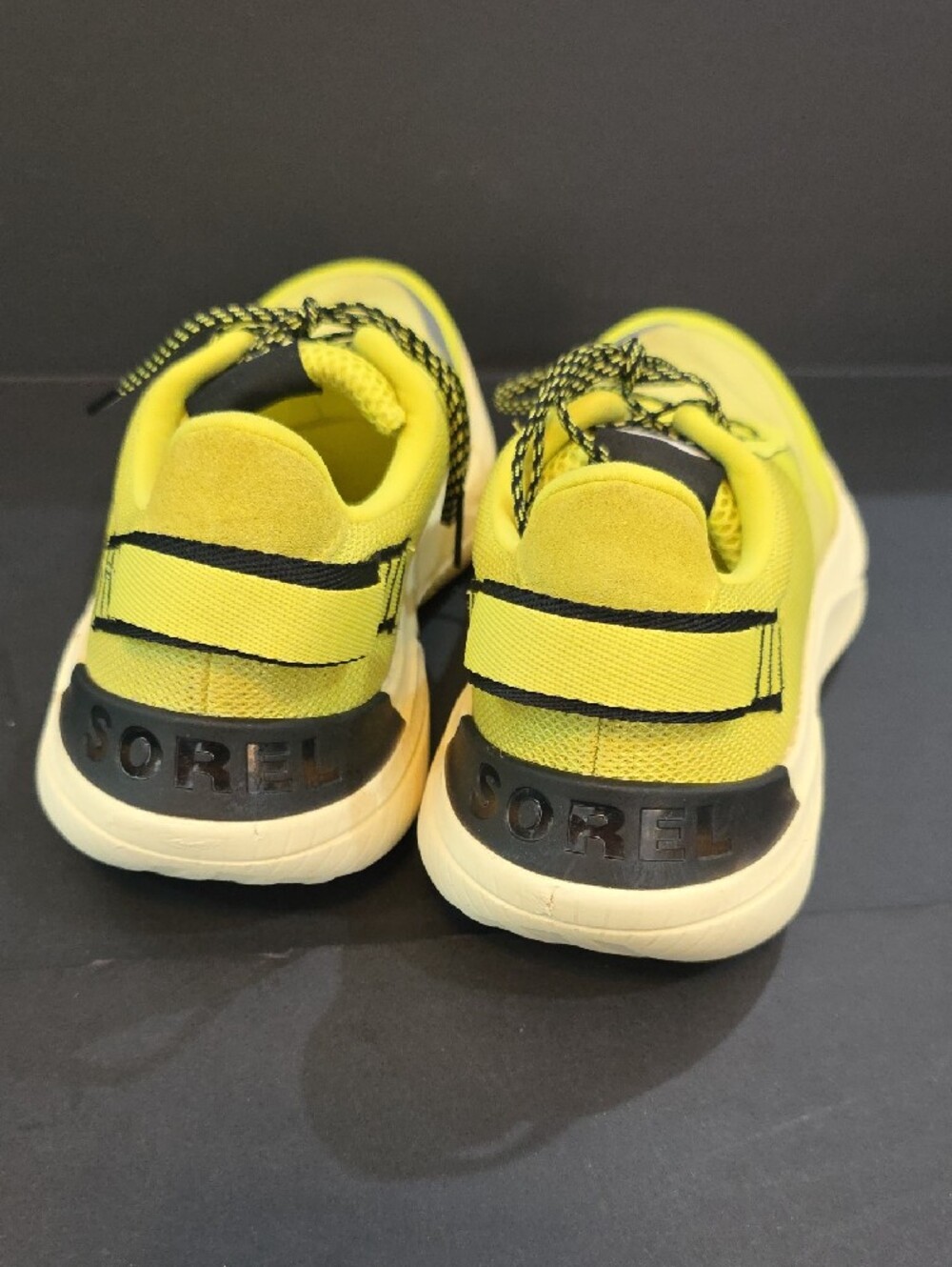 Sorel Explorer Blitz Women's Neon Yellow and Black Sneakers Size 9 - Picture 5 of 10